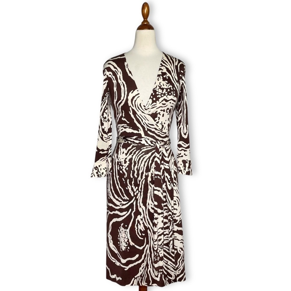 Diane Von Furstenberg Vintage Brown Abstract Silk Julian Wrap Dress Size 6